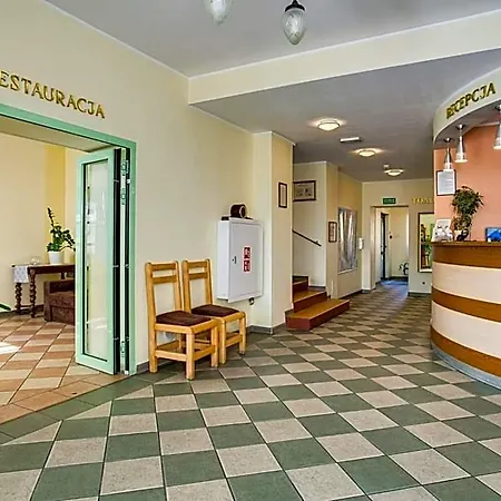 Sowa Hotel 2*